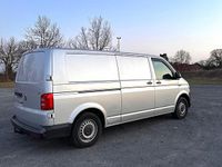 Second-hand VW Transporter 150 CP (110 kW) 2017 Argintiu Van