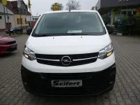 Gebraucht Opel Vivaro-e Combi Selection 144 PS (105 kW) 2022 Jade weiss/arktis weiss Van / Kleinbus