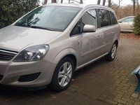 Gebraucht Opel Zafira Edition 140 PS (102 kW) 2010 Silber Van / Kleinbus