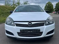 Gebraucht Opel Astra 116 PS (85 kW) 2009 Weiß Limousine