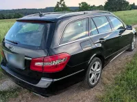 Gebraucht Mercedes E220 Avantgarde 170 PS (125 kW) 2012 Schwarz Kombi