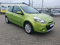 Gebraucht Renault Clio II Dynamique 75 PS (55 kW) 2009 Grün Limousine