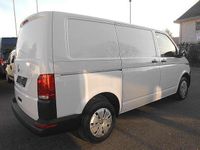 Gebraucht VW Transporter 110 PS (80 kW) 2022 Weiß Van