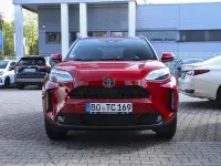 Gebraucht Toyota Yaris Cross 131 PS (96 kW) 2026 Karminarot SUV