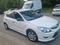 Gebraucht Hyundai i30 115 PS (84 kW) 2012 Weiß Kombi