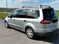 Second-hand Ford Galaxy 140 CP (102 kW) 2009 Argintiu Monovolum