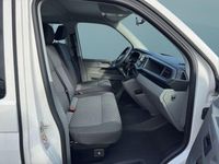 Gebraucht VW Caravelle 110 PS (80 kW) 2021 Weiß Van / Kleinbus