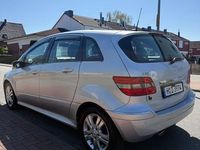 Używany Mercedes B170 116 KM (85 kW) 2005 Srebrny Minivan