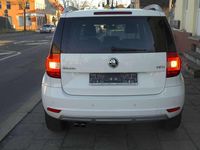 Gebraucht Skoda Yeti Elegance 110 PS (80 kW) 2014 Candyweiss SUV