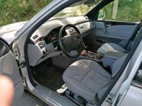 Gebraucht Mercedes E320 Classic 220 PS (161 kW) 1995 Silber Limousine