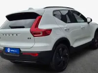 Gebraucht Volvo XC40 Plus 163 PS (119 kW) 2025 Weiß SUV