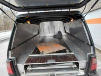 Gebraucht Mercedes E280 Classic 204 PS (150 kW) 1998 Schwarz Kombi