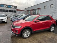 Gebraucht VW T-Roc Life 110 PS (80 kW) 2023 Kings red SUV