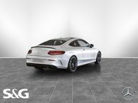 Gebraucht Mercedes C220 AMG 194 PS (142 kW) 2023 Manufaktur diamantweiß bright Coupé