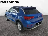 Gebraucht VW T-Roc Life 150 PS (110 kW) 2025 Blau SUV