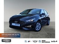 Gebraucht Hyundai i30 120 PS (88 kW) 2023 Anthrazit dark knight Limousine