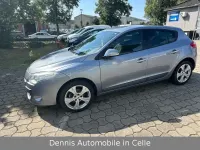 Gebraucht Renault Mégane Dynamique 131 PS (96 kW) 2011 Blau Limousine