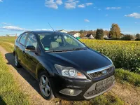 Gebraucht Ford Focus 100 PS (73 kW) 2010 Schwarz Limousine