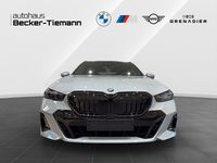 Neu BMW 540 Exclusive 286 PS (210 kW) 2025 Grau Limousine