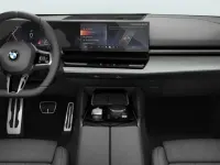Gebraucht BMW 520 M Sport 190 PS (139 kW) 2024 Schwarz Limousine