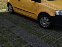 Gebraucht VW Fox 44 PS (32 kW) 2011 Gelb Kleinwagen