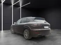 Second-hand Porsche Cayenne Platinum Edition 340 CP (250 kW) 2022 Maro SUV