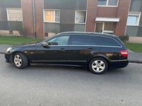 Gebraucht Mercedes E250 204 PS (150 kW) 2009 Schwarz Limousine