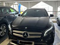 Gebraucht Mercedes GLA220 170 PS (125 kW) 2014 Schwarz SUV