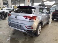 Gebraucht VW T-Roc Style 150 PS (110 kW) 2024 Pyritsilber SUV