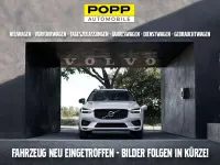Gebraucht Volvo XC40 Momentum 190 PS (139 kW) 2019 Onyx black / metallic SUV