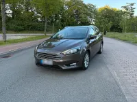 Używany Ford Focus Titanium 120 KM (88 kW) 2017 Brązowy Kombi