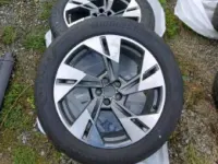 Gebraucht Audi e-tron Advanced Plus 300 kW (408 PS) 2022 Navarrablau metallic SUV