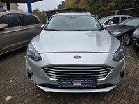 Gebraucht Ford Focus 120 PS (88 kW) 2019 Polarsilber metallic Kombi