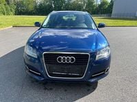 Gebraucht Audi A3 Attraction 105 PS (77 kW) 2010 Blau Limousine