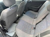Usata Opel Astra 101 CV (74 kW) 2001 Argento Berlina