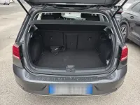 Gebraucht VW Golf VII Comfortline 131 PS (96 kW) 2019 Grau Limousine