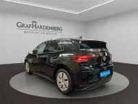 Gebraucht VW ID.3 Pro 150 kW (204 PS) 2024 Grenadillschwarz metallic Kleinwagen