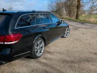 Gebraucht Mercedes E220 170 PS (125 kW) 2015 Schwarz Kombi