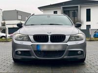 Gebraucht BMW 330 M Sport 245 PS (180 kW) 2011 Grau Kombi