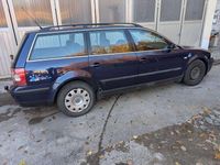 Gebraucht VW Passat Basis 131 PS (96 kW) 2002 Blau Kombi