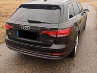 Gebraucht Audi A4 Comfort 190 PS (139 kW) 2017 Schwarz Kombi