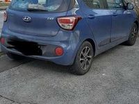 Gebraucht Hyundai i10 Style 87 PS (63 kW) 2017 Blau Kleinwagen