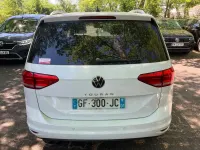 Gebraucht VW Touran 150 PS (110 kW) 2022 Weiß Van / Kleinbus