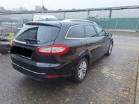 Usado Ford Mondeo 160 CV (117 kW) 2011 Negro Berlina