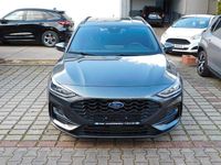 Neu Ford Focus ST-Line X 155 PS (114 kW) 2025 Grau Limousine