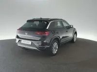 Second-hand VW T-Roc Style 150 CP (110 kW) 2022 Negru SUV