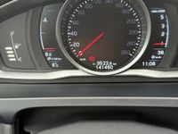 Gebraucht Volvo V60 136 PS (100 kW) 2016 Schwarz Kombi