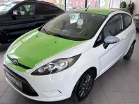 Gebraucht Ford Fiesta Ambiente 60 PS (44 kW) 2012 Weiß Kleinwagen