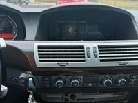 Gebraucht BMW 740 306 PS (225 kW) 2007 Schwarz Limousine