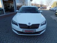 Gebraucht Skoda Superb Ambition 150 PS (110 kW) 2016 Weiß Kombi